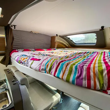 Vive A Pie De Playa Autocaravana De Lujo Cangas do Morrazo