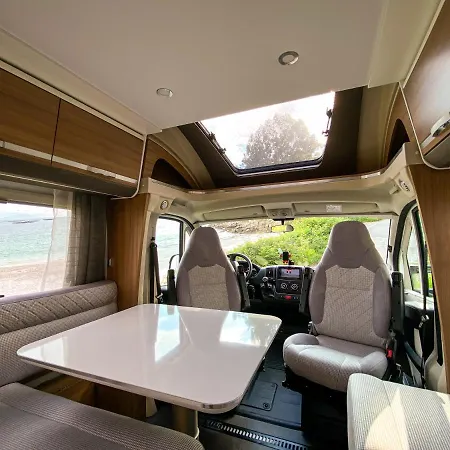 Vive A Pie De Playa Autocaravana De Lujo * Cangas do Morrazo